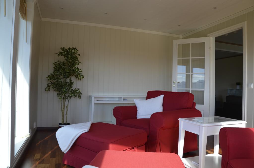 Villa Fjord House à Fornes Extérieur photo